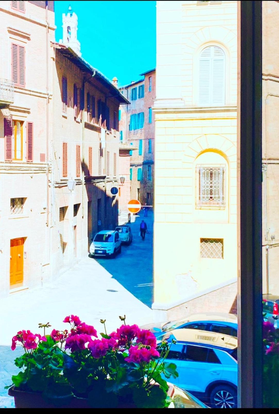 B&B Le Camere Di Livia Siena Ngoại thất bức ảnh