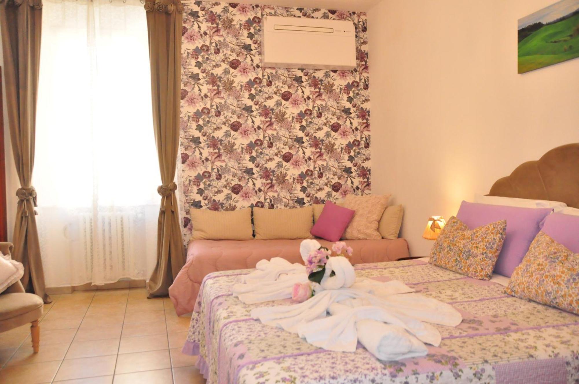 B&B Le Camere Di Livia Siena Ngoại thất bức ảnh